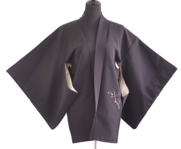 Haori negro con representación de bambú