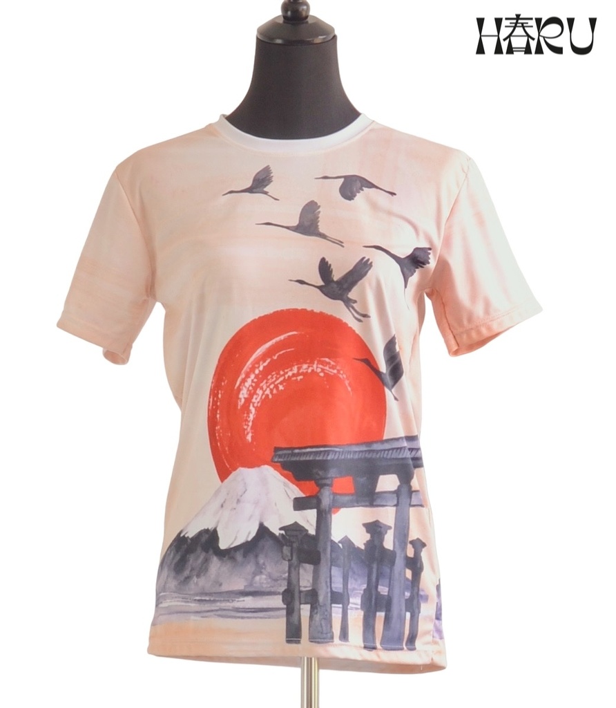 Camiseta con arco Torii